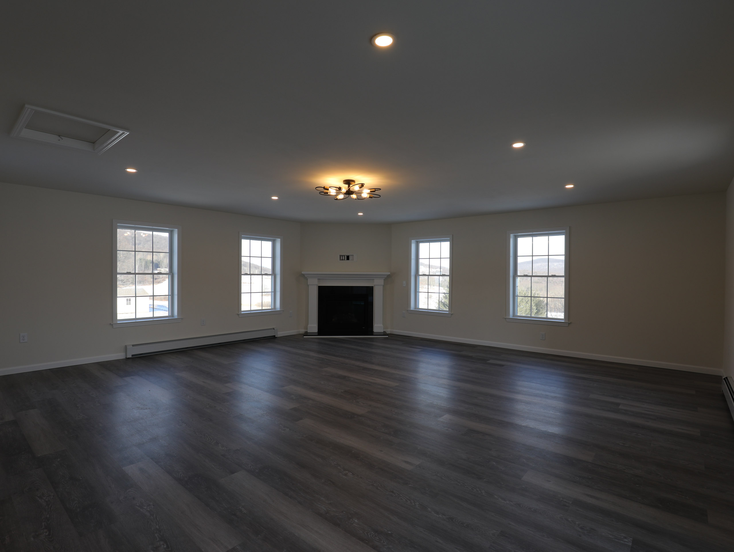 Exposure bracket 0 EV - base exposure